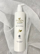 Indlæs billede til gallerivisning Body Lotion, Ny og endnu renere. Økologisk certificeret &amp; 100% Vegansk, with Abricot Oil &amp; Shea Butter m.m. - 500ml - Ny formulering, samme gode kvalitet og milde skønne duft💚
