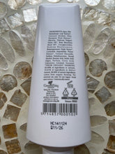 Indlæs billede til gallerivisning Hand cream - Organic certified, kr 165,00 - 100ml., with Rosehip &amp; SheaButter.
